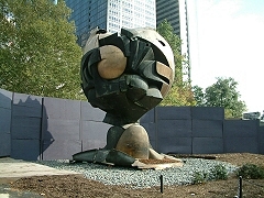 Monument at the Battery Park